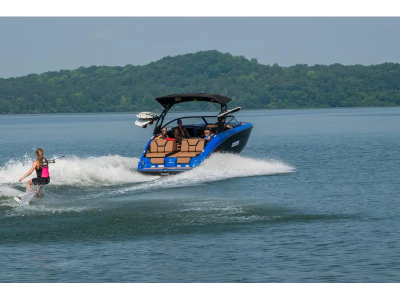 2026 Yamaha 255 XD BLEU