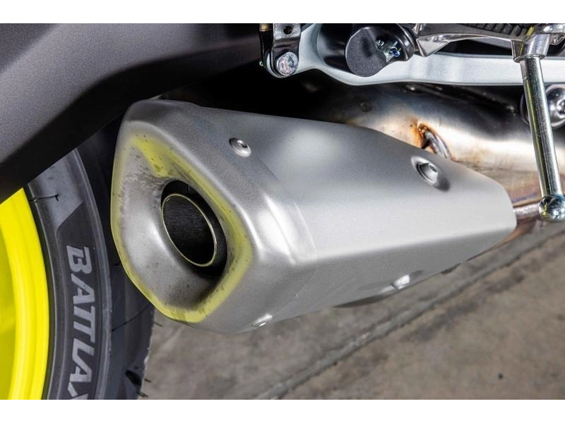 2026 Yamaha R7 alt