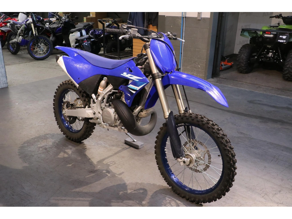 2025 Yamaha Yz250x alt