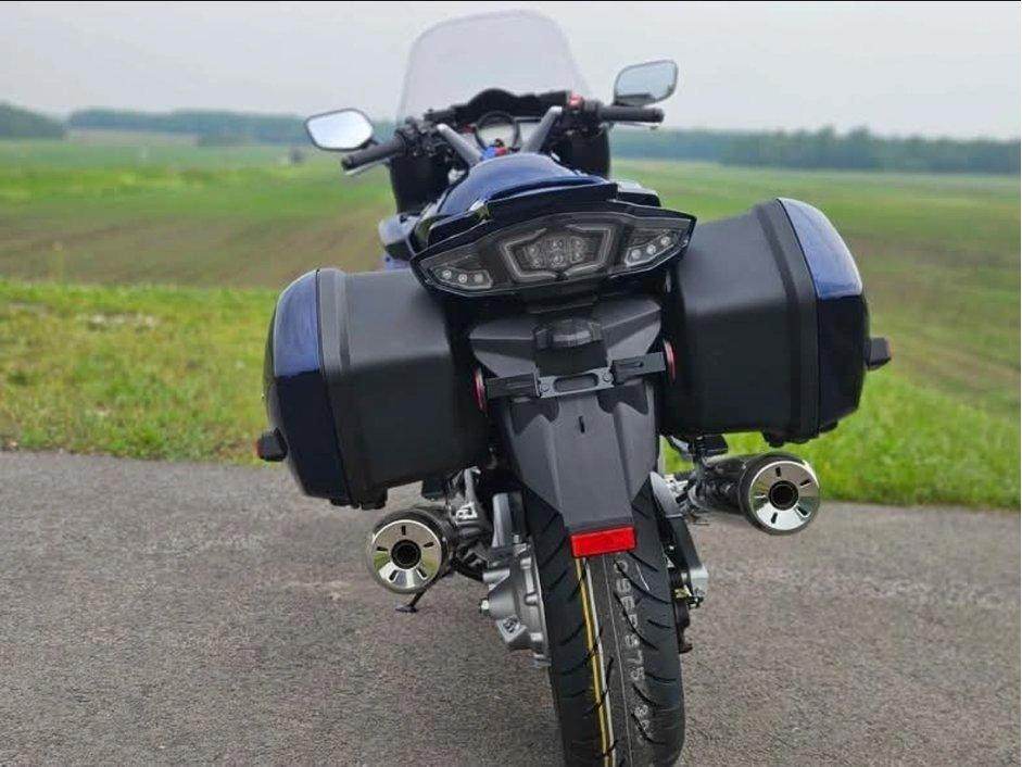 2026 Yamaha Fjr1300es alt