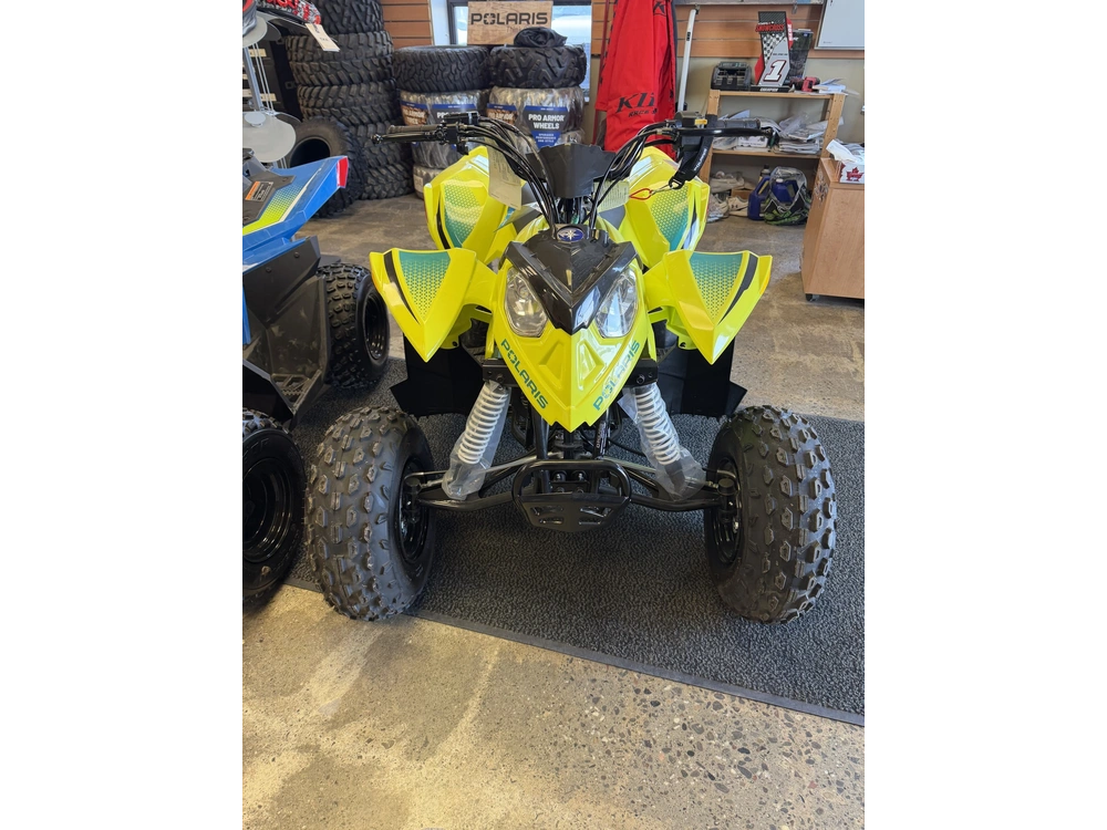 2026 Polaris Outlaw 110 Efi Lime Squeeze alt