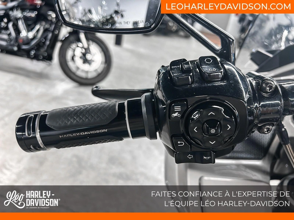 Harley-davidson Fltrxse Cvo Road Glide 2023 alt