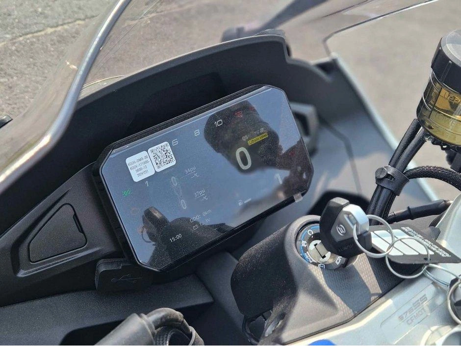 2026 Cfmoto 675ss alt