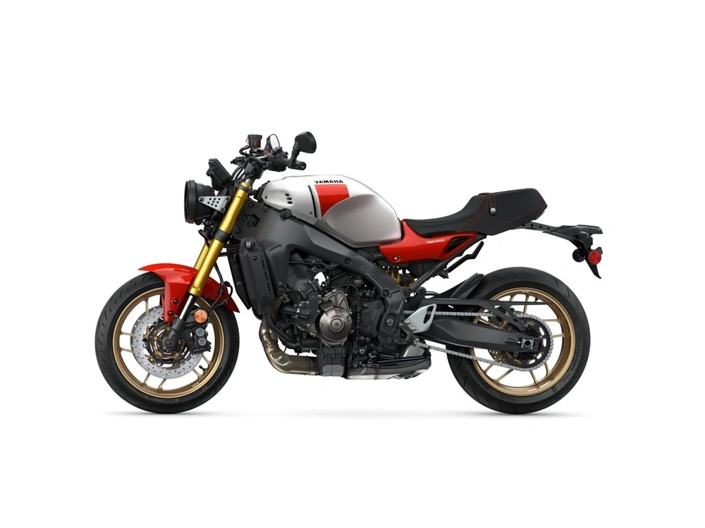 2026 Yamaha Xsr900 alt