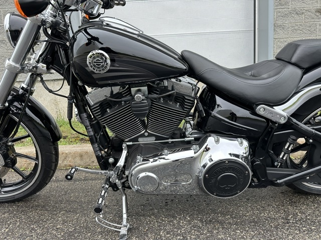 2016 Harley-Davidson Breakout FXBR thumbnail 2