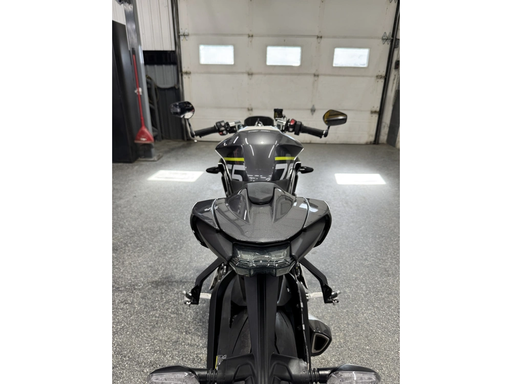 2026 Triumph Street Triple 765 Mo alt