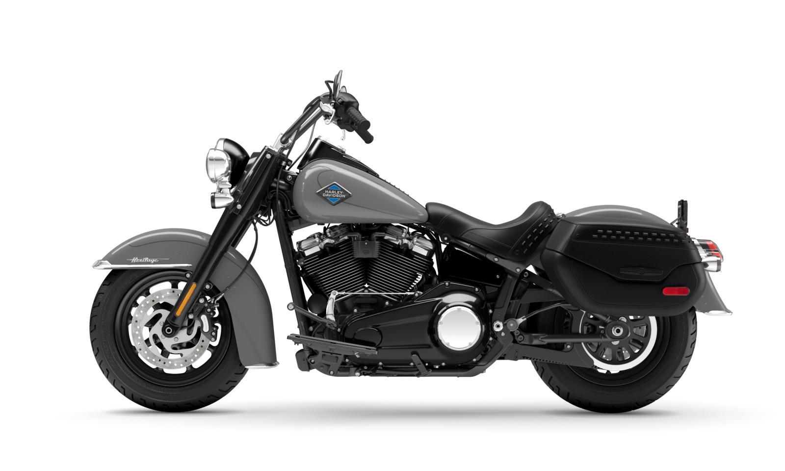 2026 Harley-Davidson FLHC HERITAGE CLASSIC thumbnail 3