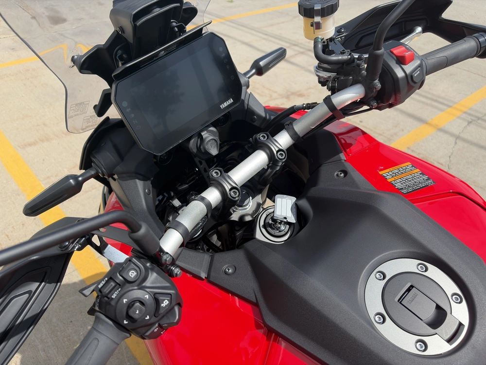 Yamaha Tracer 9 Y-amt 2026 alt