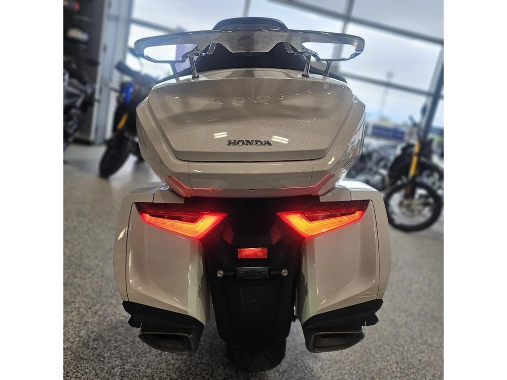 2018 Honda Goldwing alt