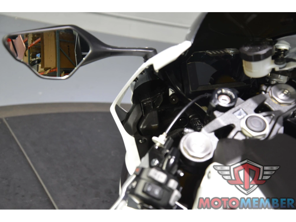 2025 Honda Cbr1000rr alt