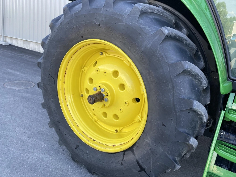 John Deere 6120m 2024 alt