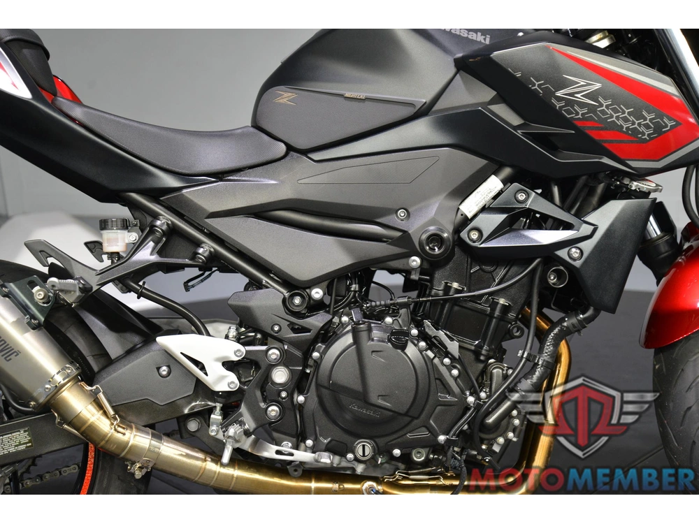 2021 Kawasaki Z400 Abs alt