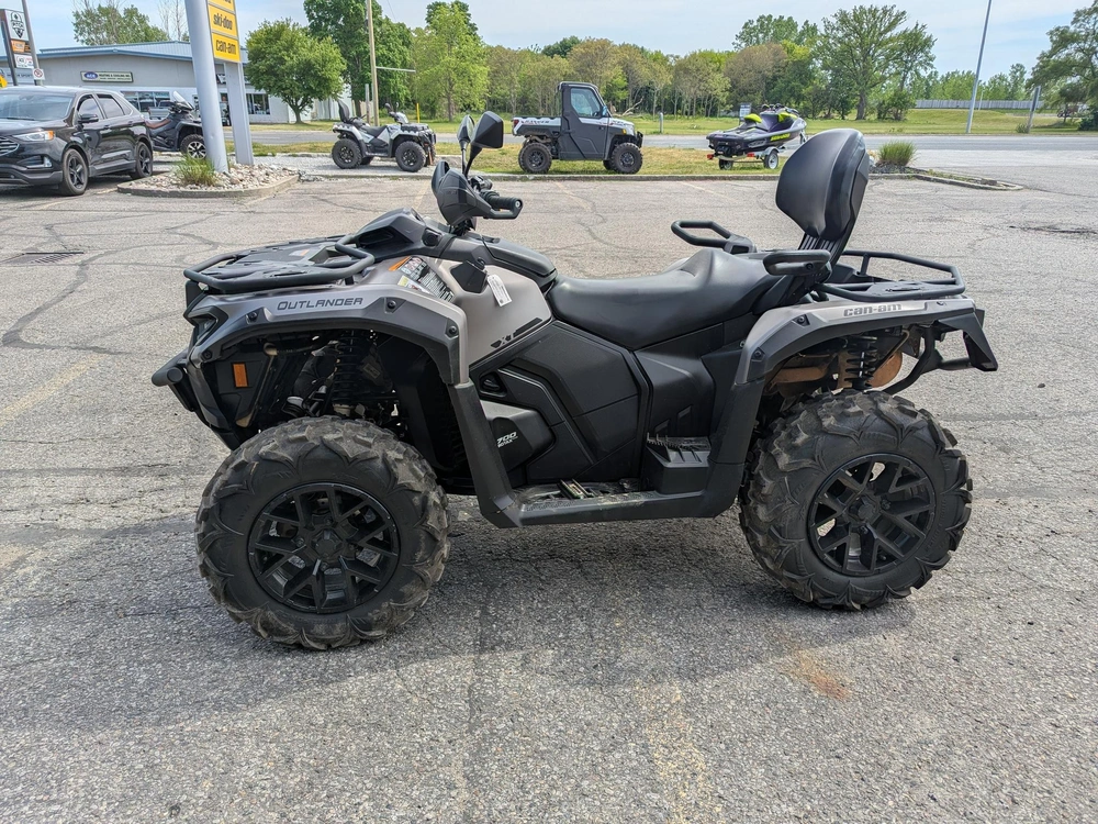2024 Can-am Outlander Max Xt 700 Platinum alt