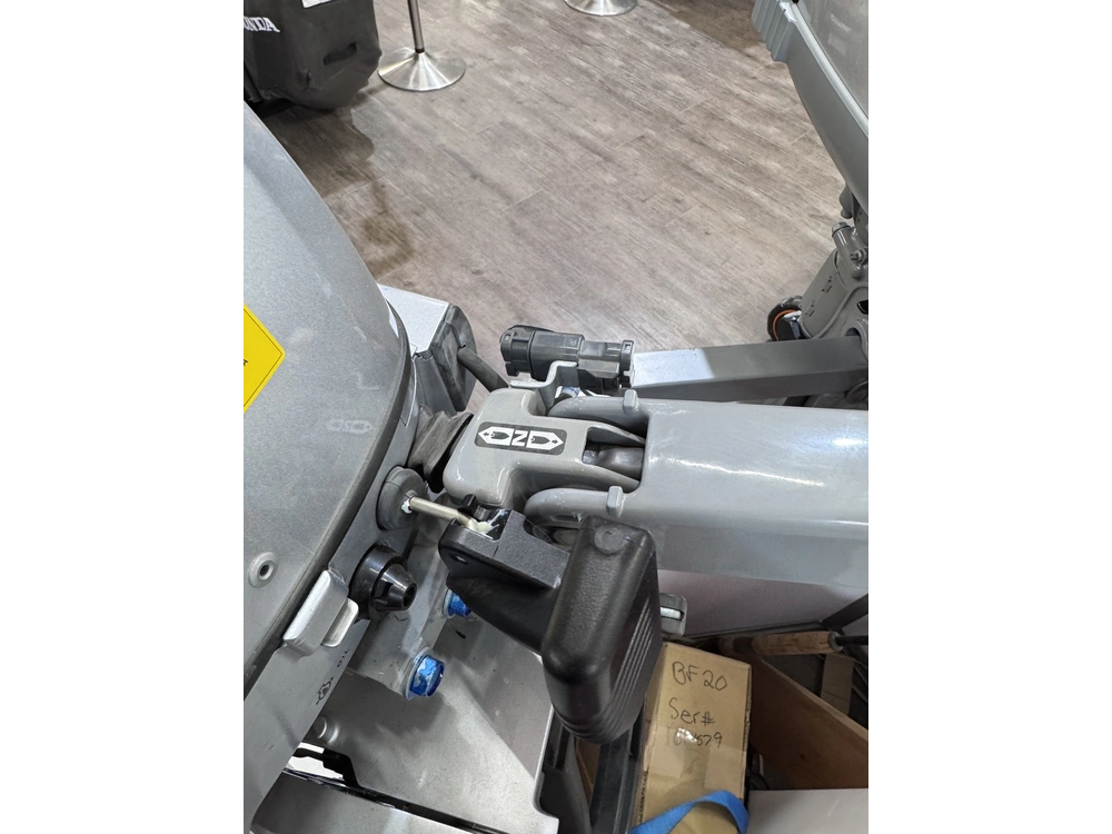 2026 Honda 8hp Portable, Manual Start, 15" alt
