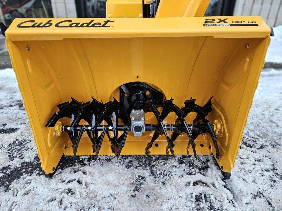 2024 Cub Cadet 2x 30 Hd alt