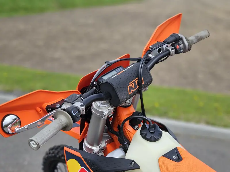 2025 KTM 300 XC-W thumbnail 7