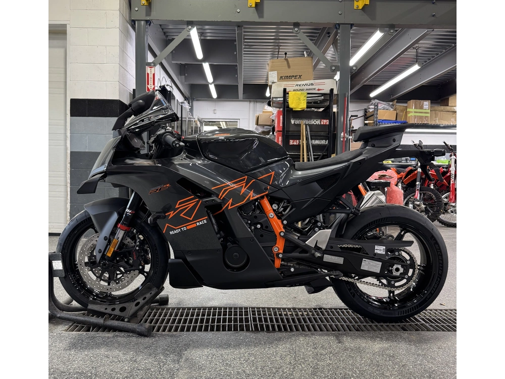 2026 Ktm 990 Rc R alt