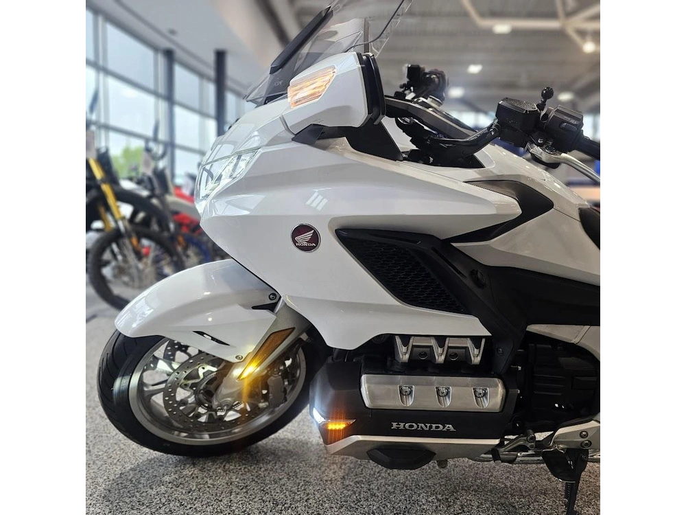 2018 Honda Goldwing alt