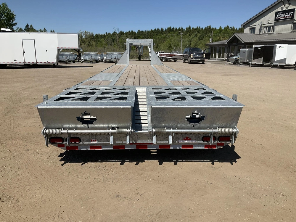 2026 Canada Trailers 8.5x30 15 Ton Galvanized Gooseneck Equipment Trailer alt