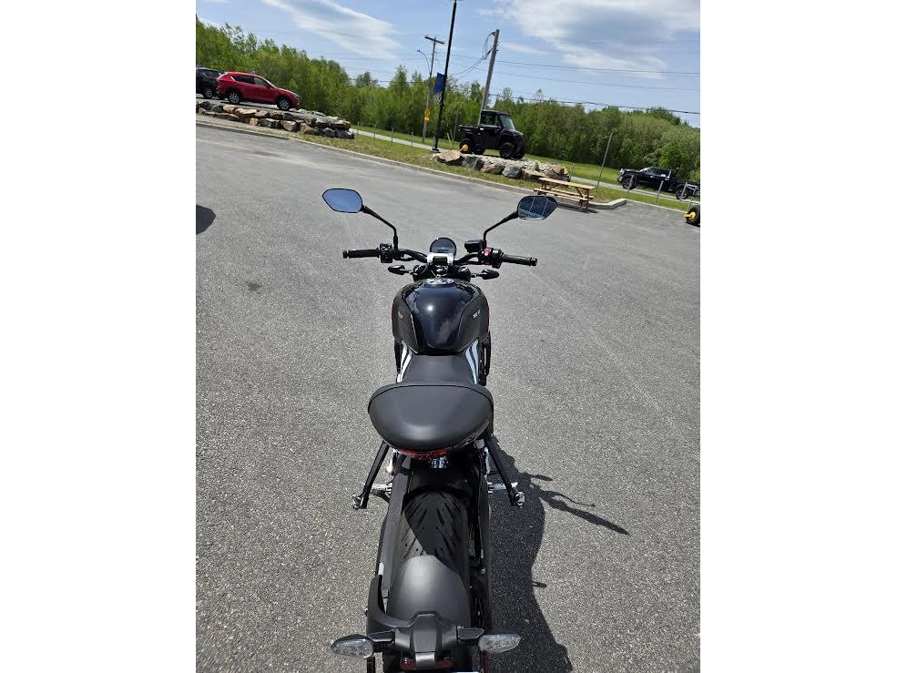 Triumph Trident 660 2025 alt