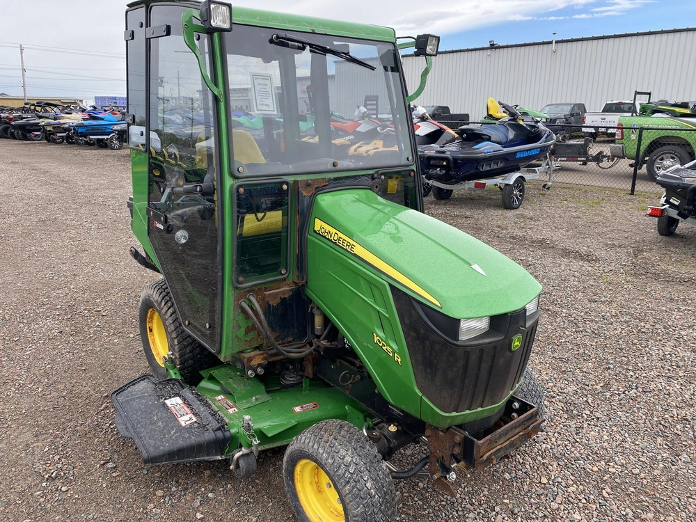 2015 John Deere 1025r alt