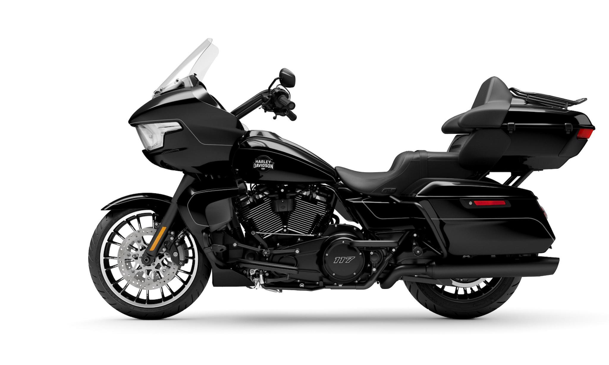 2026 Harley-Davidson FLTRXL Road Glide Limited thumbnail 3