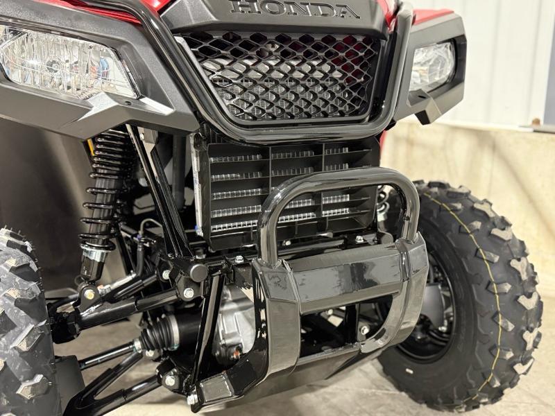 2026 Honda Pioneer 520 thumbnail 5