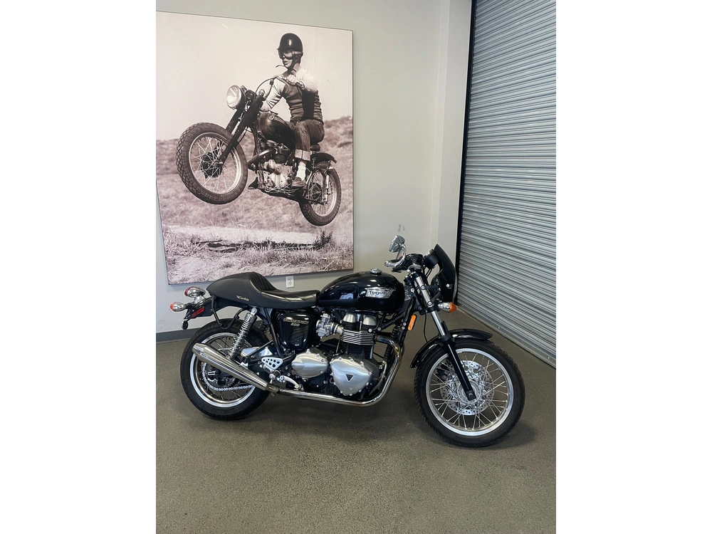 2014 Triumph Thruxton 900 alt