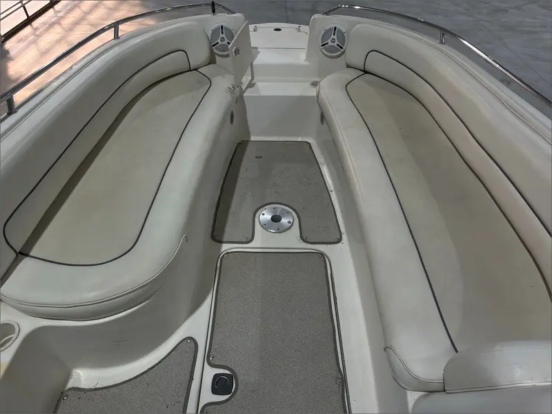 1999 Sea Ray 240 SunDeck