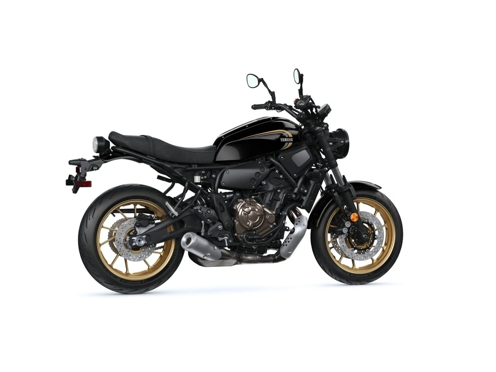 2026 Yamaha Xsr700 alt