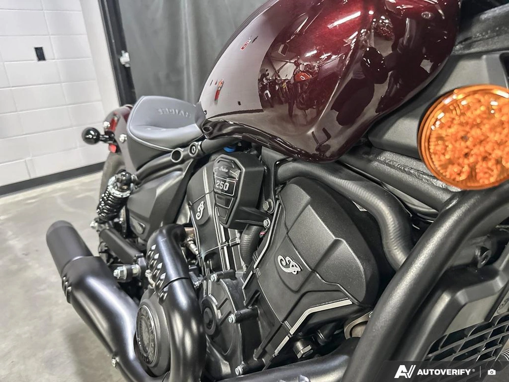 2025 Indian Motorcycle Scout Sport Ltd alt