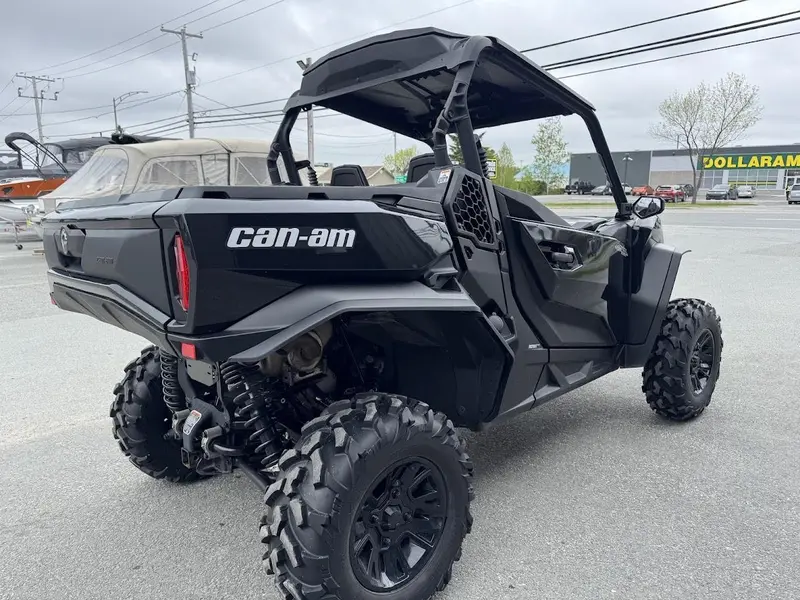2025 Can-Am Commander XT 1000R