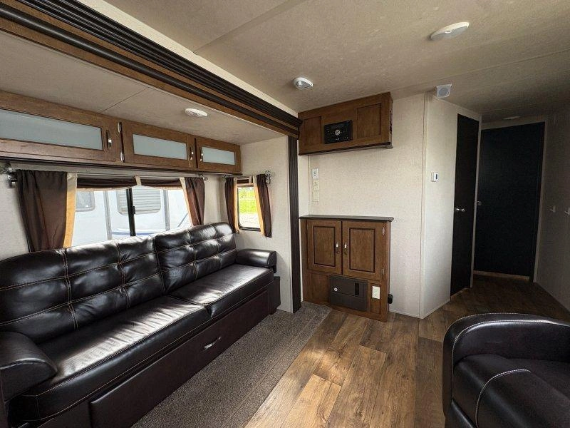 2017 Wildwood 27 Rrss alt