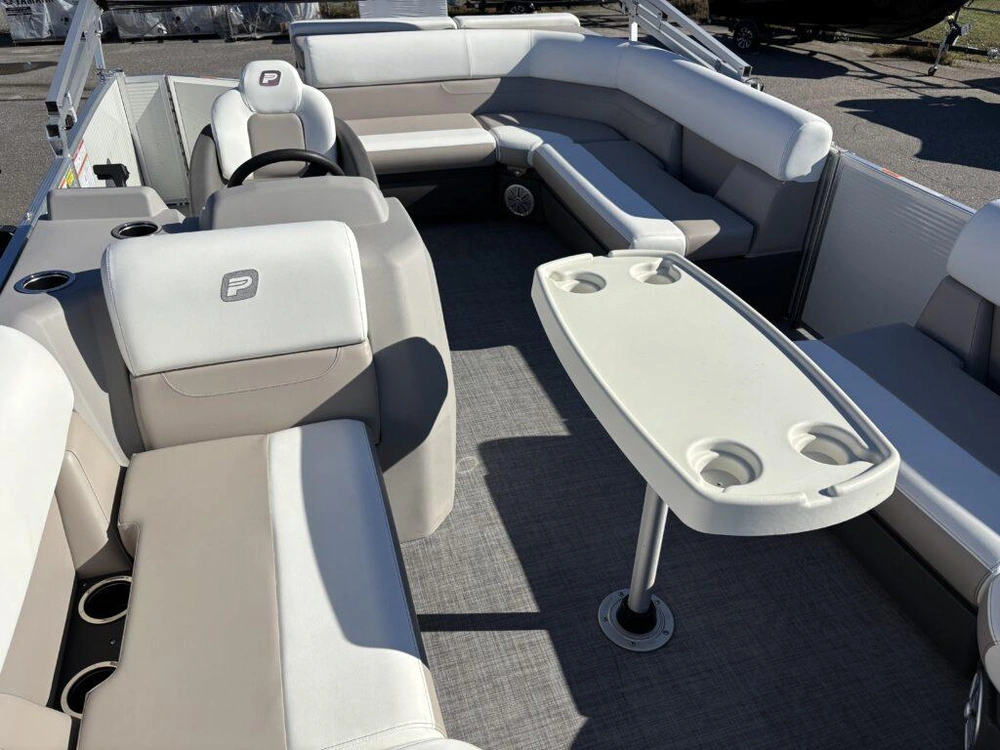 2025 Princecraft Vectra 19 W/40hp alt