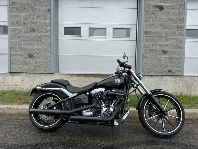 2016 Harley-Davidson Breakout FXBR thumbnail 6