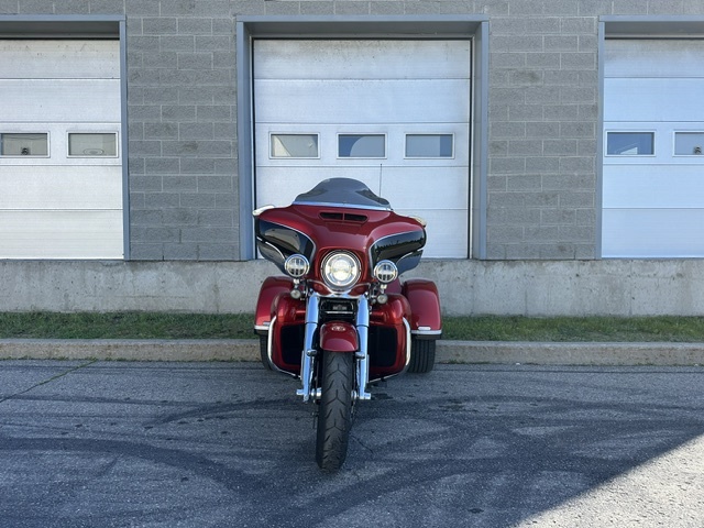 2021 Harley-Davidson Tri Glide Ultra FLHTCUTGSE thumbnail 4