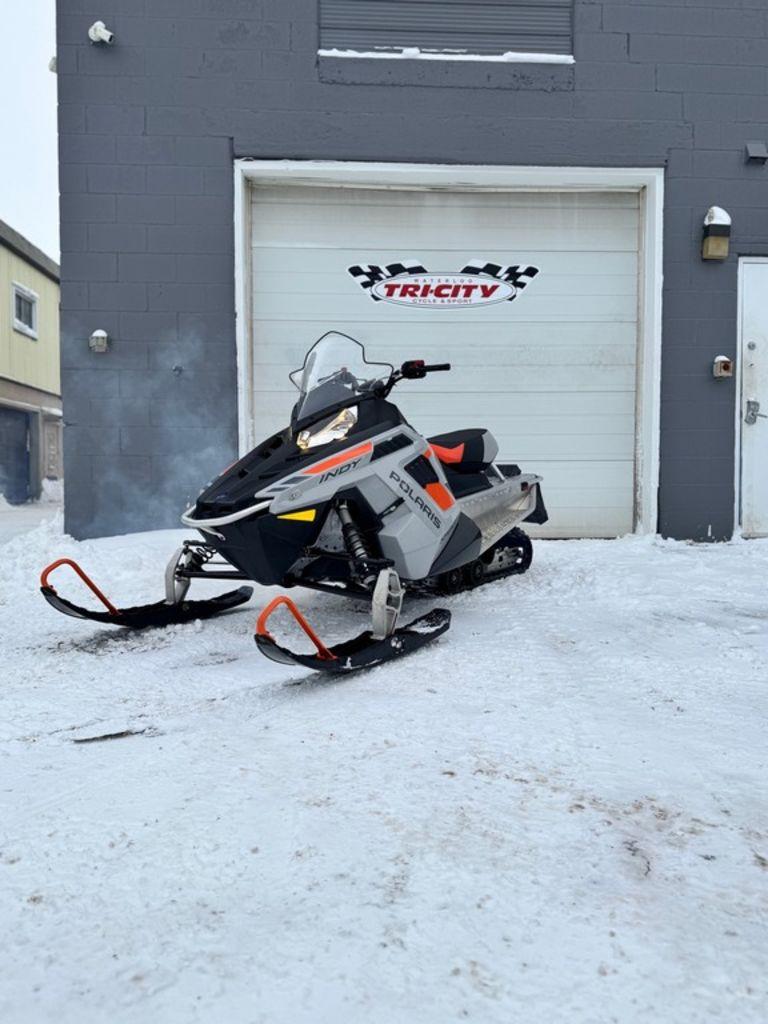2025 Polaris 550 INDY Sport
