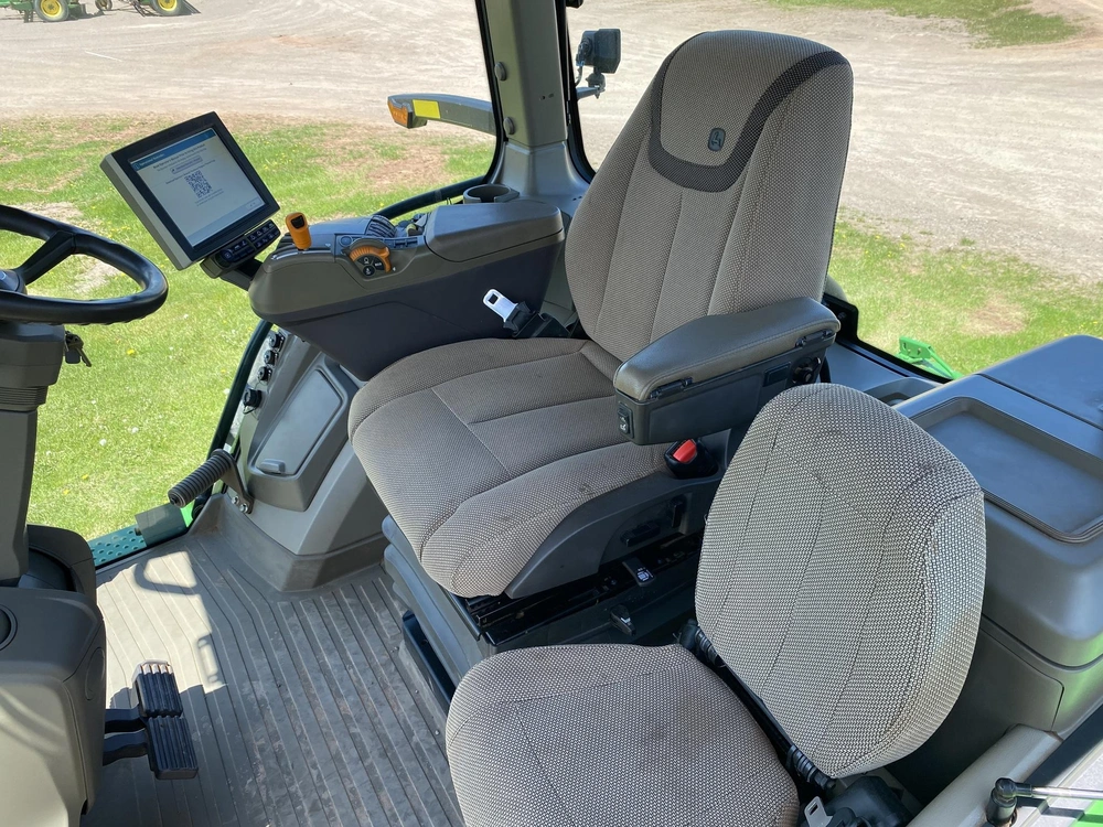 John Deere 7r 210 2023 alt