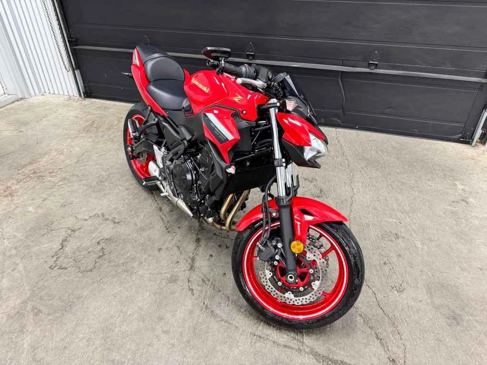 Kawasaki Z650 2022 alt