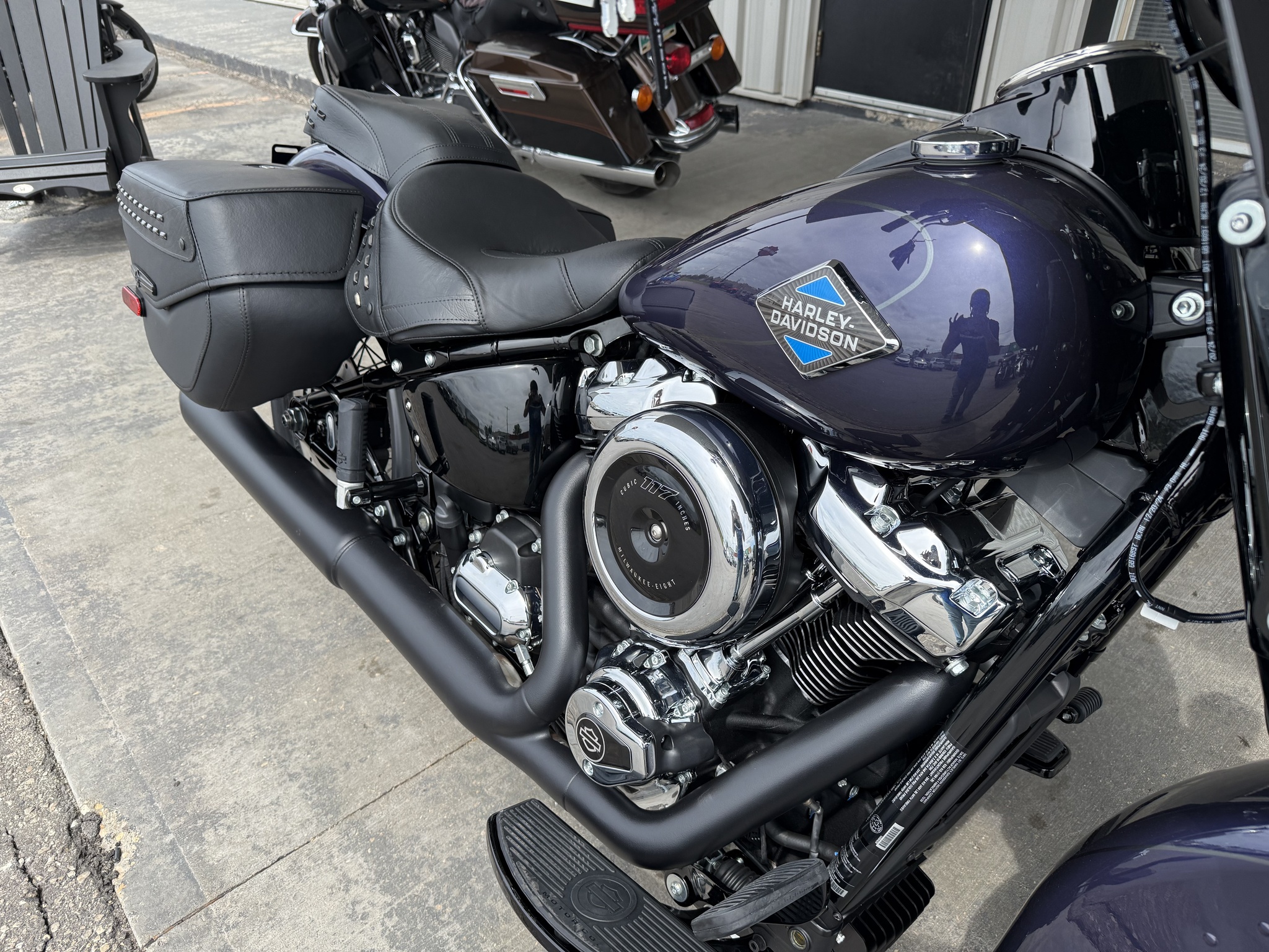 2026 Harley-Davidson HERITAGE CLASSIC thumbnail 10