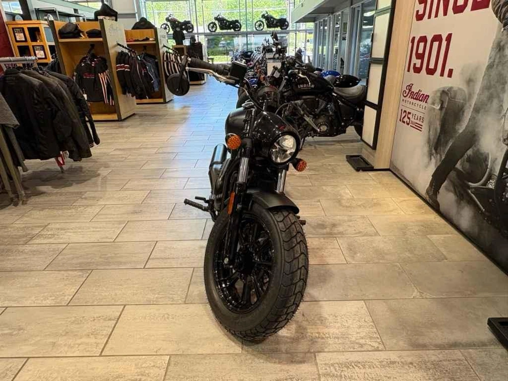 2025 Indian Motorcycle Scout Bobber Limited With Technology Package alt