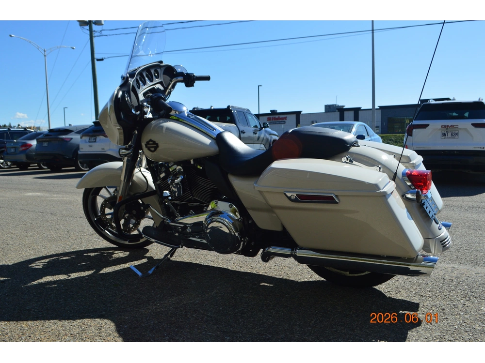 Harley-davidson Flhx 2022 alt