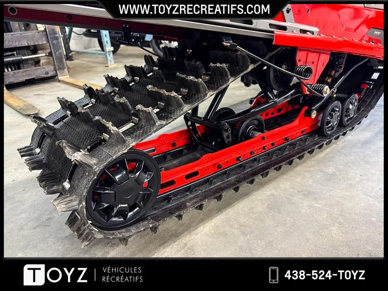 Lynx XTERRAIN RE 900 ACE TURBO R 180 HP TRÈS BAS MILLAGE 2023
