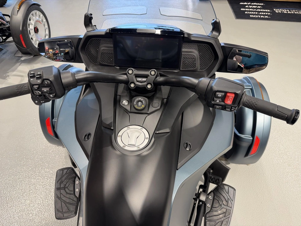 Can-am Spyder F3 Limited 2026 alt