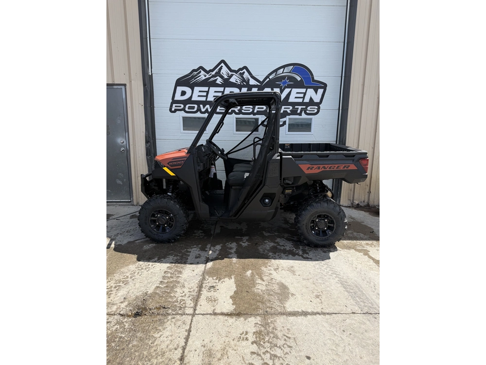 2026 Polaris Ranger 1000 Premium Rover Rust alt