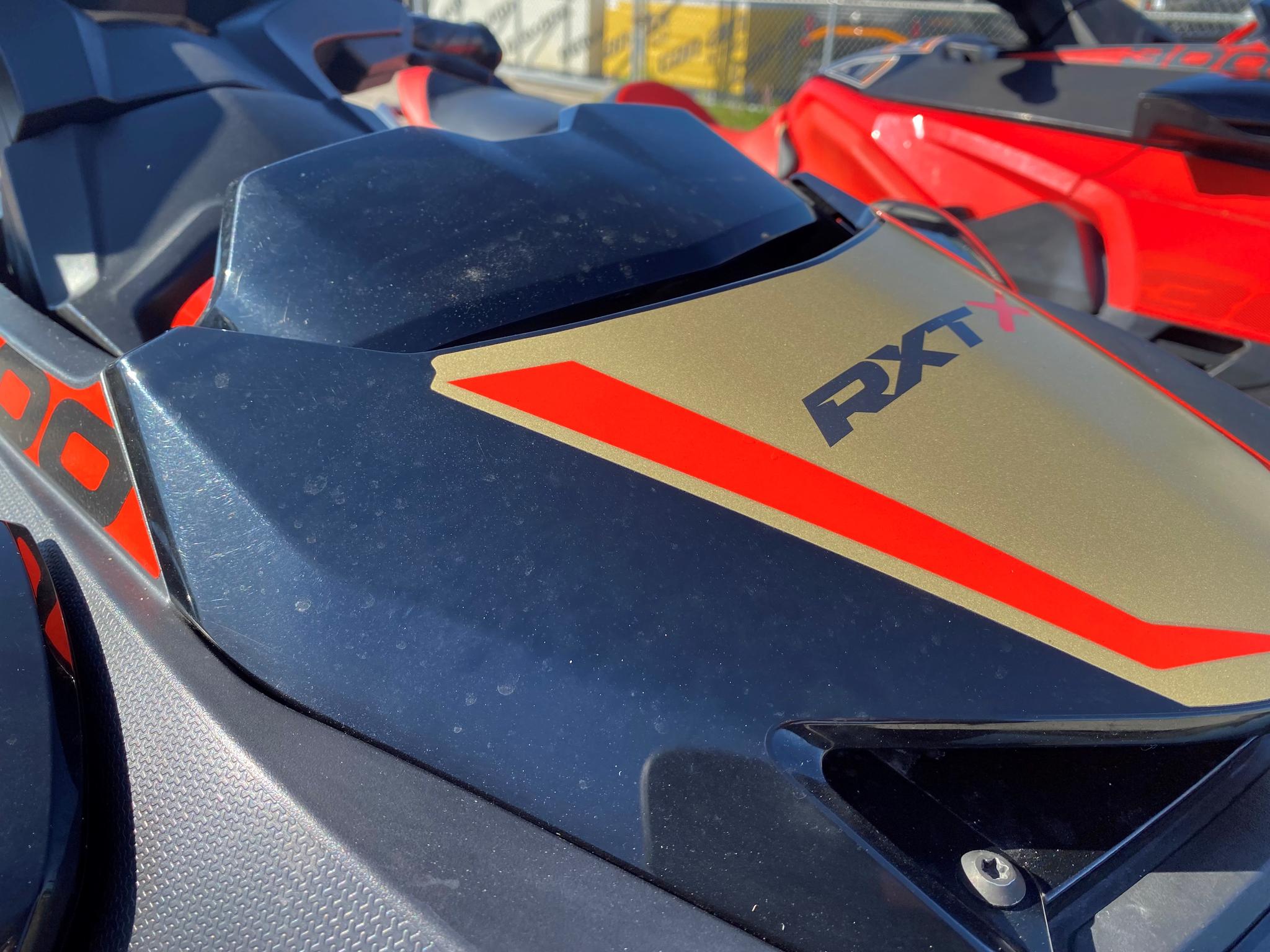 2019 Sea-Doo RXT-X 300 WITH SOUND thumbnail 6