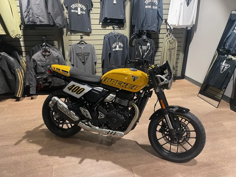 2027 Triumph TRACKER 400 - RACING YELLOW