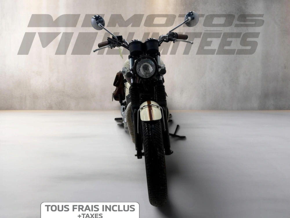 Triumph Bonneville T100 2011 alt