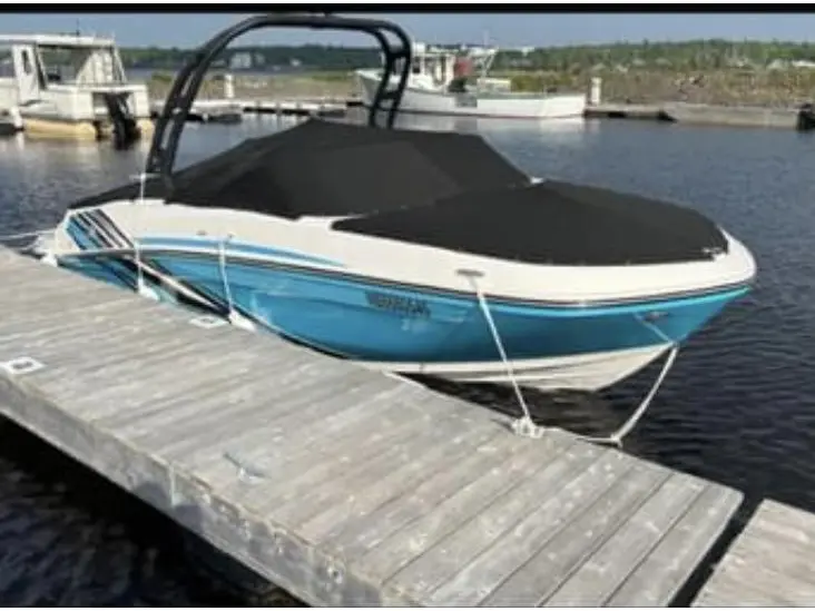 Bayliner UR5