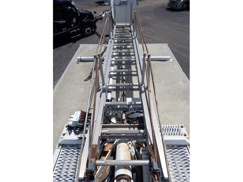 Ford E-450 2004